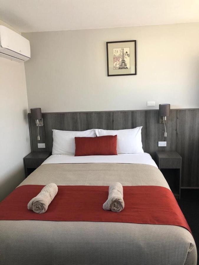Bradman Motor Inn クータマンドラ エクステリア 写真
