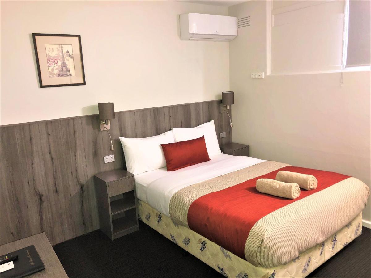 Bradman Motor Inn クータマンドラ エクステリア 写真