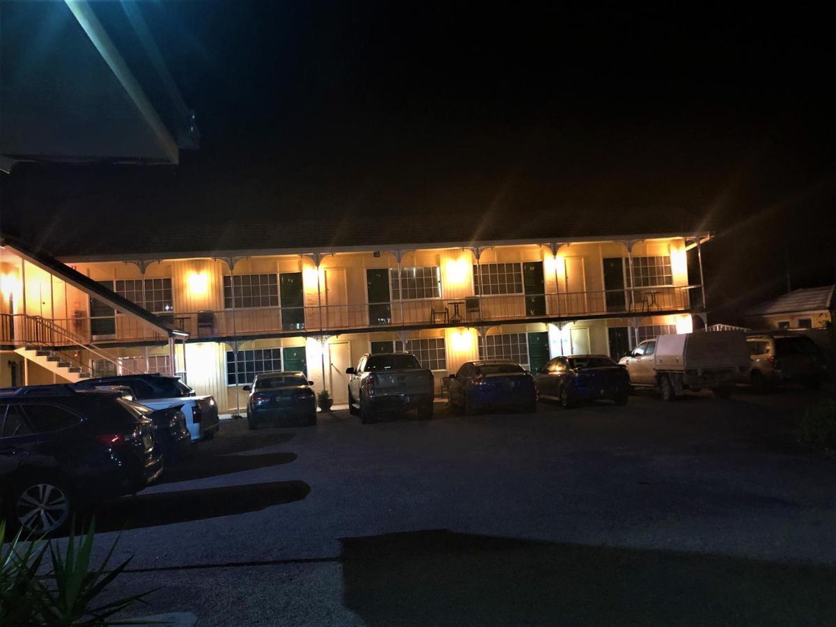 Bradman Motor Inn クータマンドラ エクステリア 写真